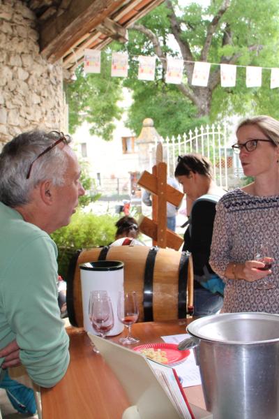 Fête de la vigne et du vin au Clos de l'Abbé Dubois : anniversaire du Caveau